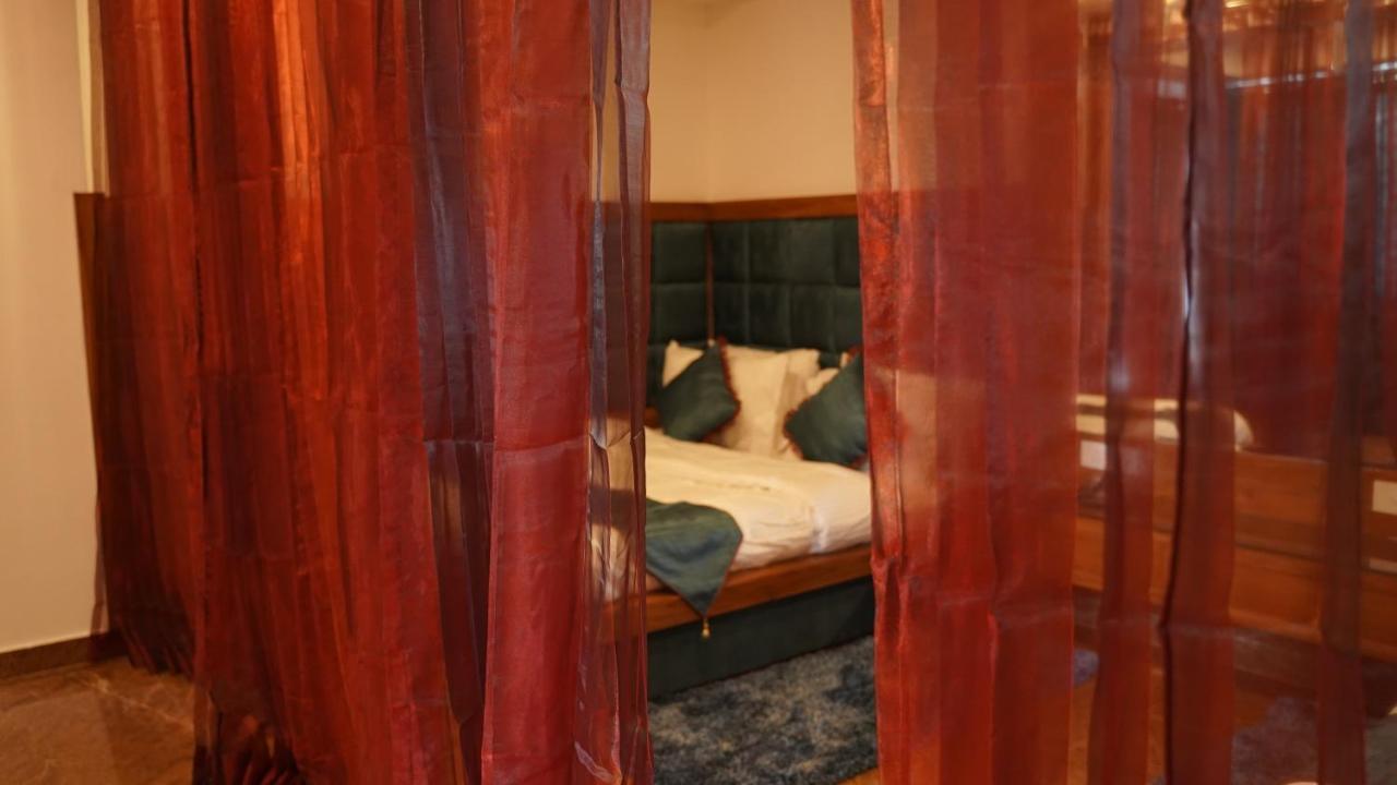 Hotel Saheb'S Castle Mcleodganj Мак-Леод-Гейндж Экстерьер фото